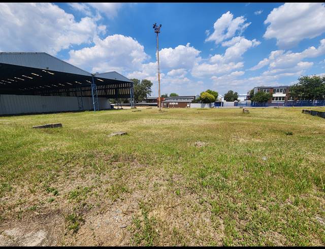 6,000M² INDUSTRIAL YARD TO LET IN WADEVILLE